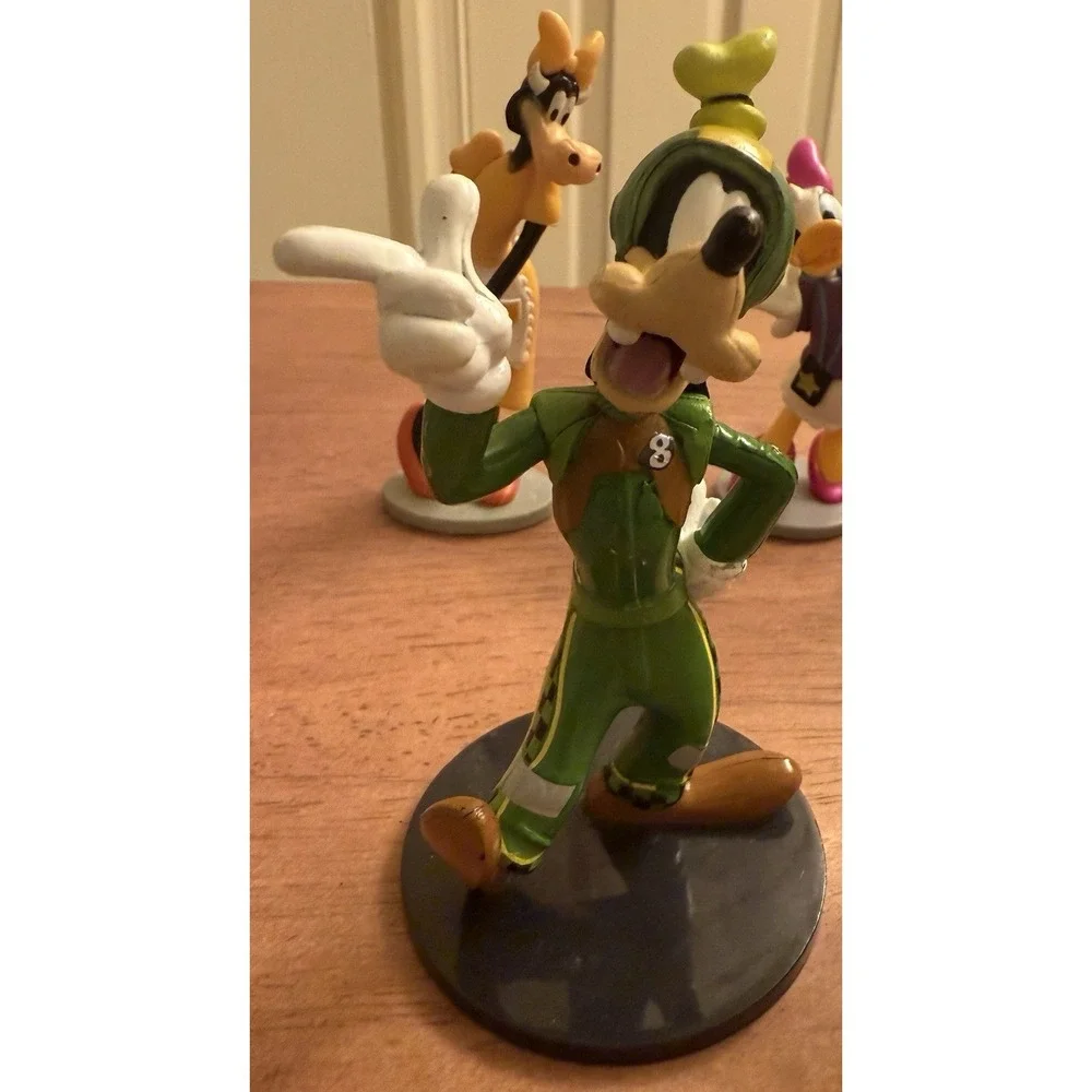 Lot of 8 Disney Mickey Mouse Friends PVC Figures Cake Toppers‎ Mickey Goofy Pete
